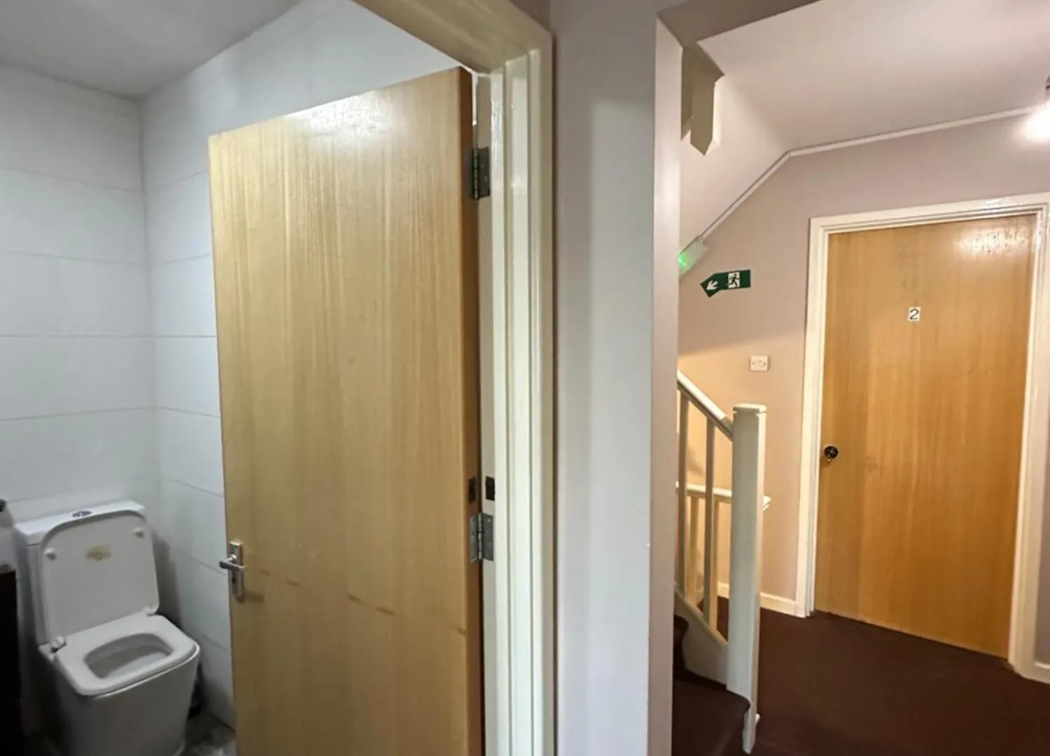 Luxury Room In Central London!6 Bedroom With 2 Bath & Separate Wc! 英国