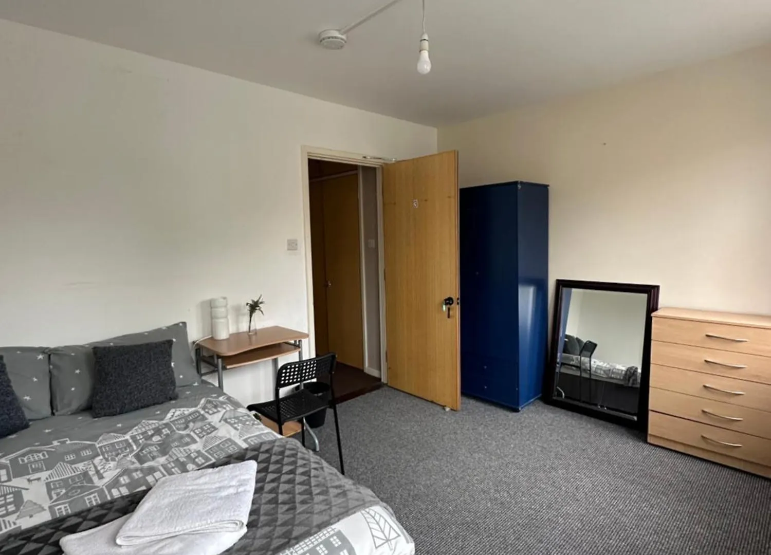 民宿 Luxury Room In Central London!6 Bedroom With 2 Bath & Separate Wc!