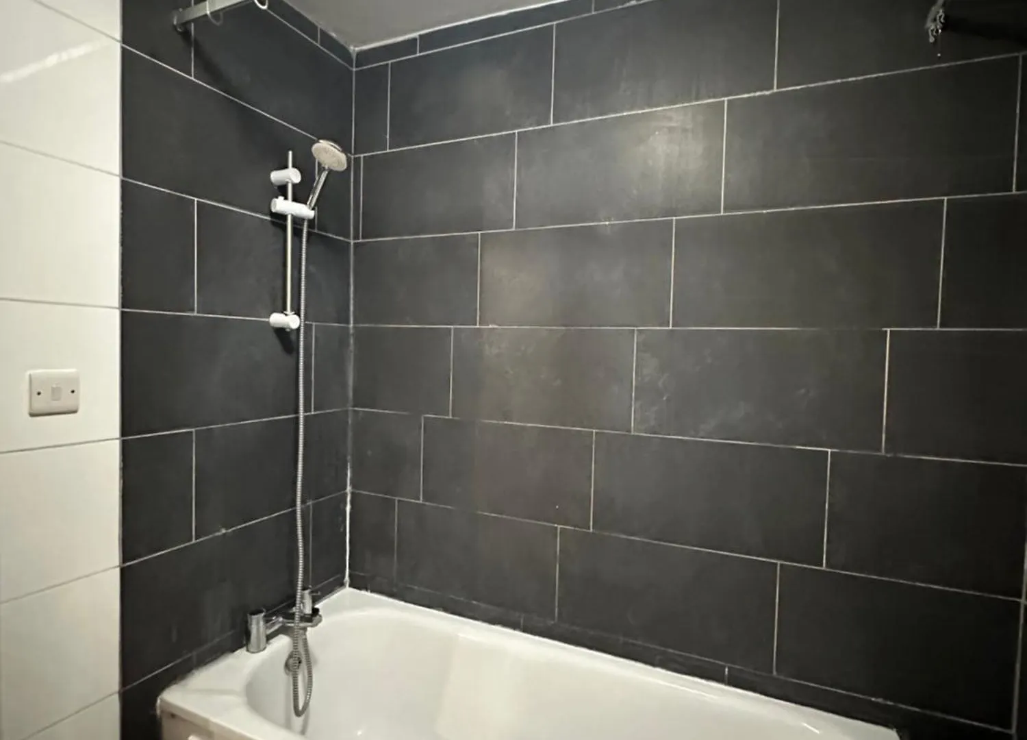 Luxury Room In Central London!6 Bedroom With 2 Bath & Separate Wc! Homestay London