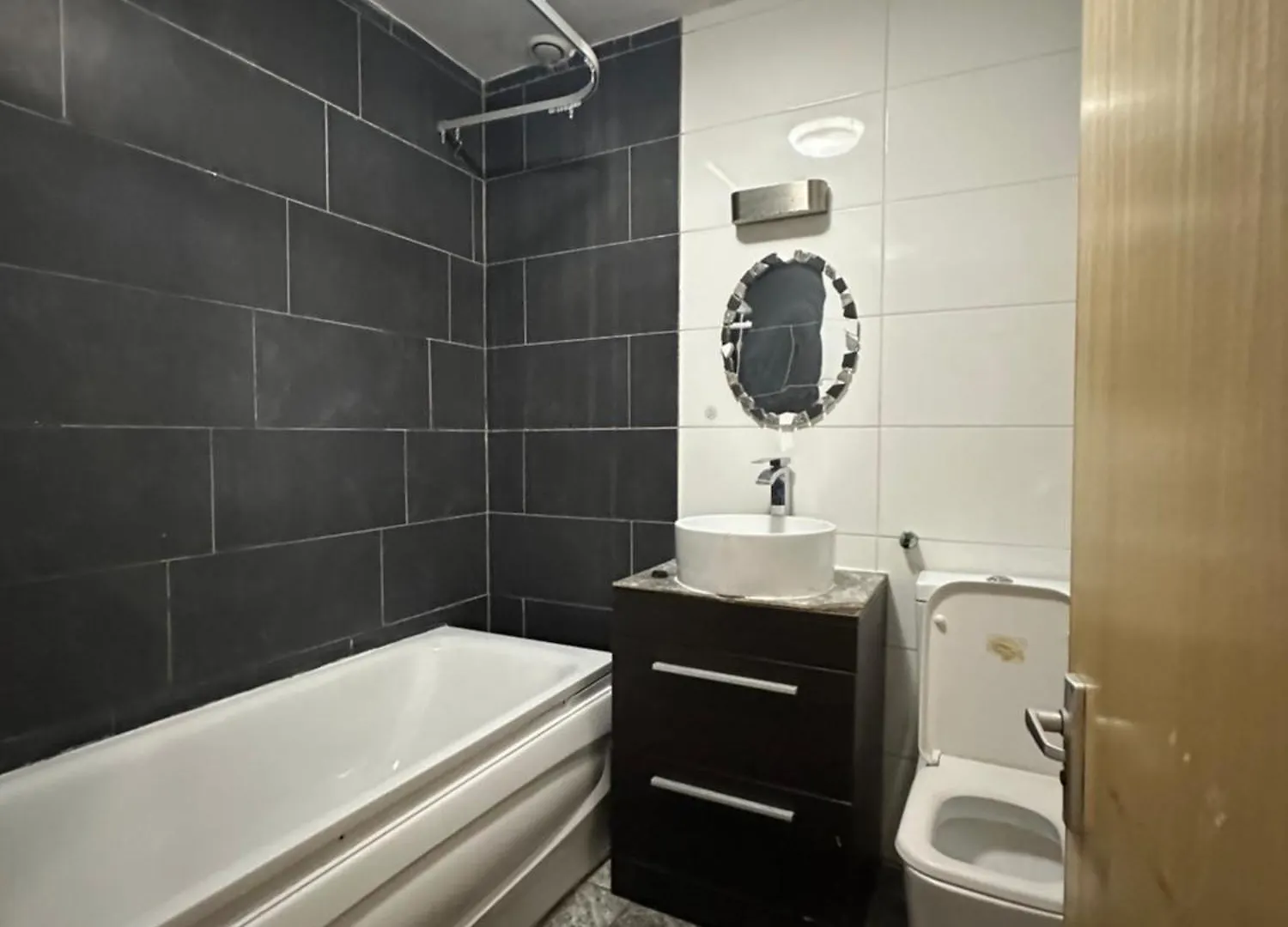 Homestay Luxury Room In Central London!6 Bedroom With 2 Bath & Separate Wc! United Kingdom