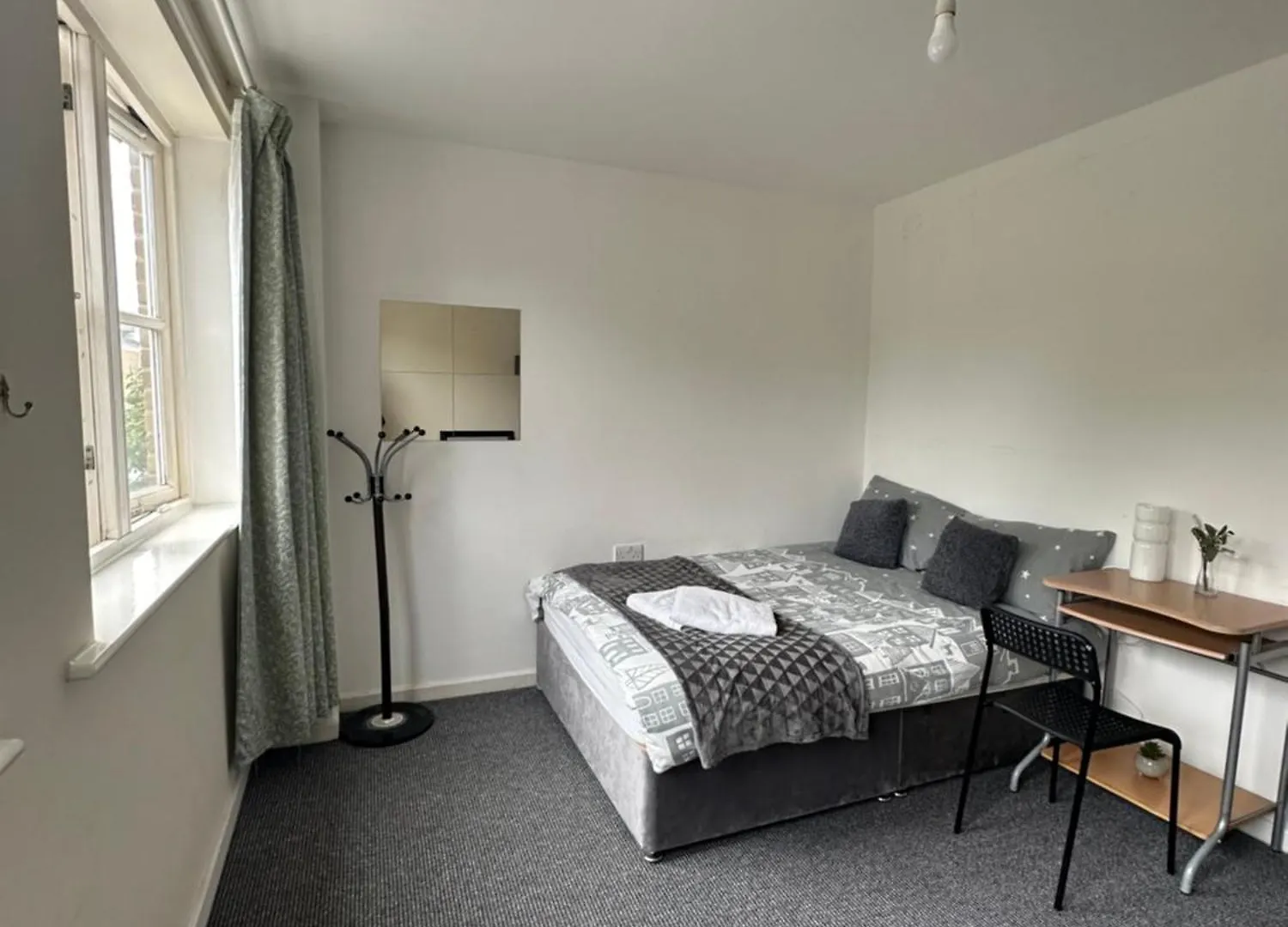 Luxury Room In Central London!6 Bedroom With 2 Bath & Separate Wc! United Kingdom